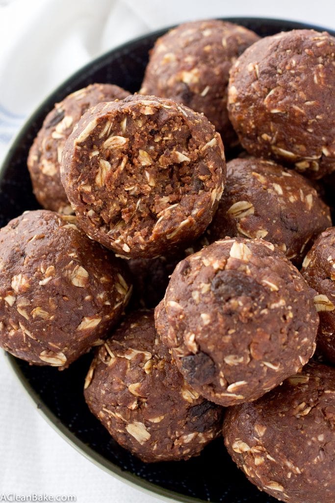 Chocolate Peanut Butter Energy Balls (Gluten Free, Vegan, No Bake)