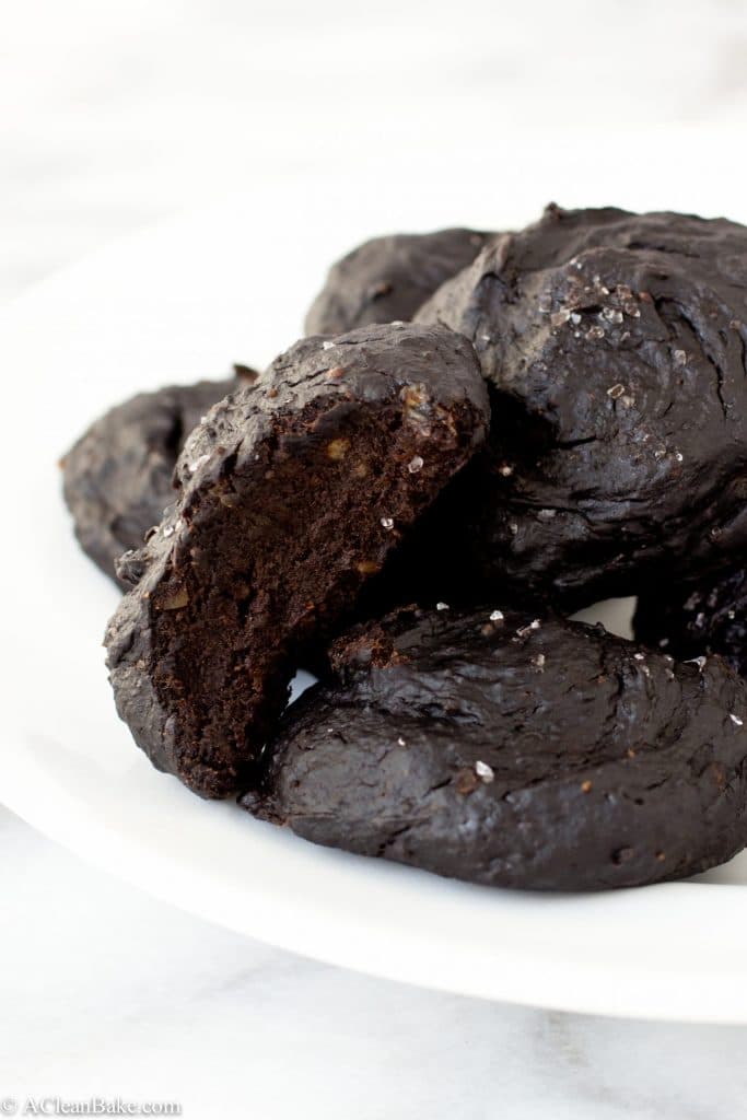 Fudgy 3-Ingredient Detox Cookies (Gluten-Free, Dairy-Free, Sugar-Free, Whole30, Paleo, Vegan)