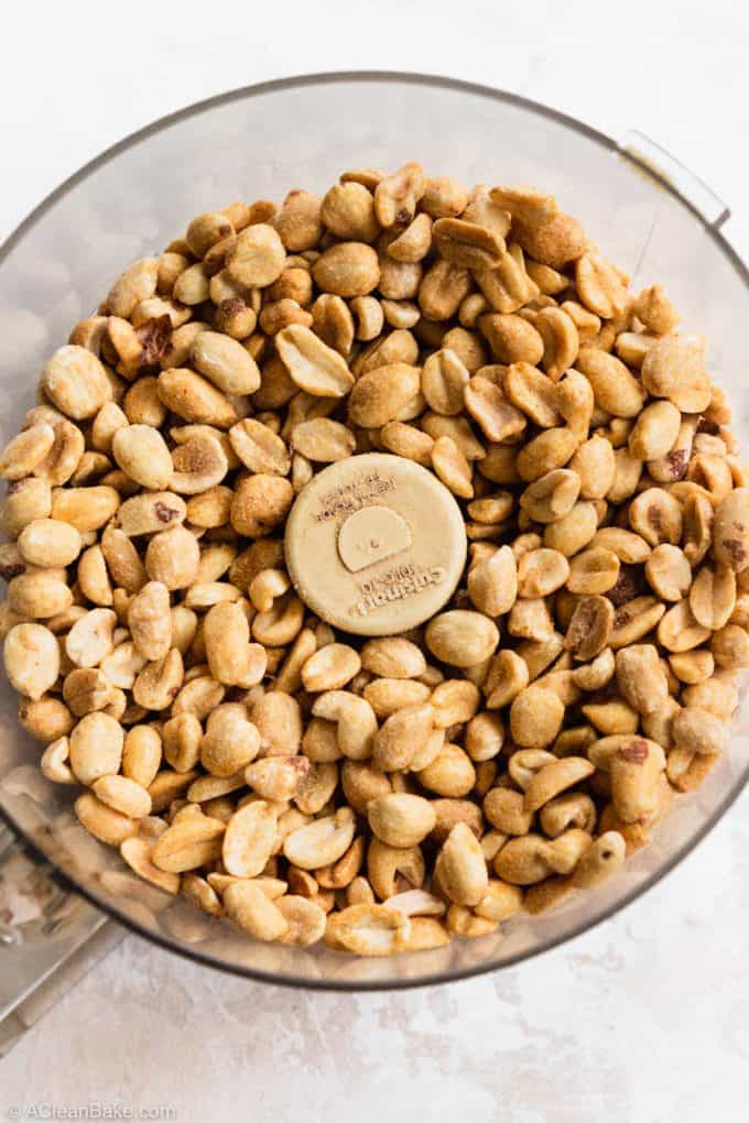 How to Make Peanut Butter (Or Another Nut or Seed Butter) at Home #glutenfree #glutenfreerecipe #Paleo #Paleorecipe #healthy #healthyrecipe #easy #easyrecipe #realfood #lowcarb #keto #peanutbutter #almondbutter #homemade #Healthyfood #budgetrecipe #diy #healthyeating #healthybreakfast #healthysnack