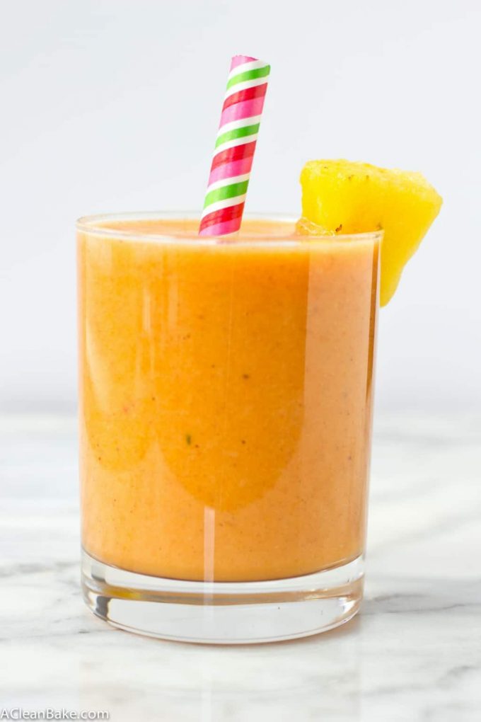 PIneapple Nutmeg Detox Smoothie #vegan #glutenfree #paleo #whole30