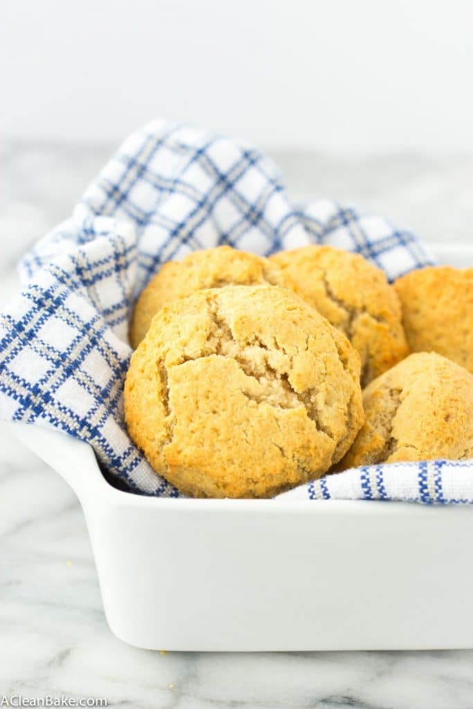 Simple Grain-Free and Low Carb Biscuits (gluten-free, Grain-free, Paleo, Sugar-free, low carb)