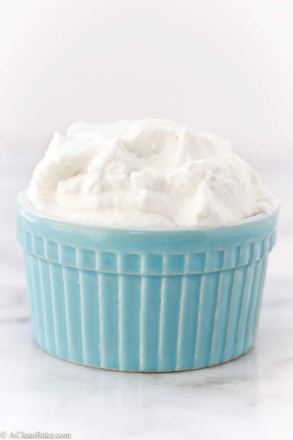 How to make whipped cream with almond milk