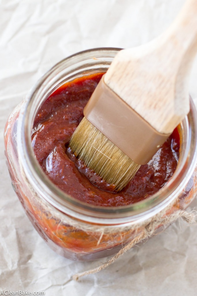 Easy Crockpot BBQ sauce that doesn't require any stovetop cooking, and is free of refined sugar (also vegan, paleo and gluten free). Set it and forget it!