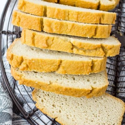 Low carb and grain free sandwich bread that you can make in the blender! (gluten free and paleo)
