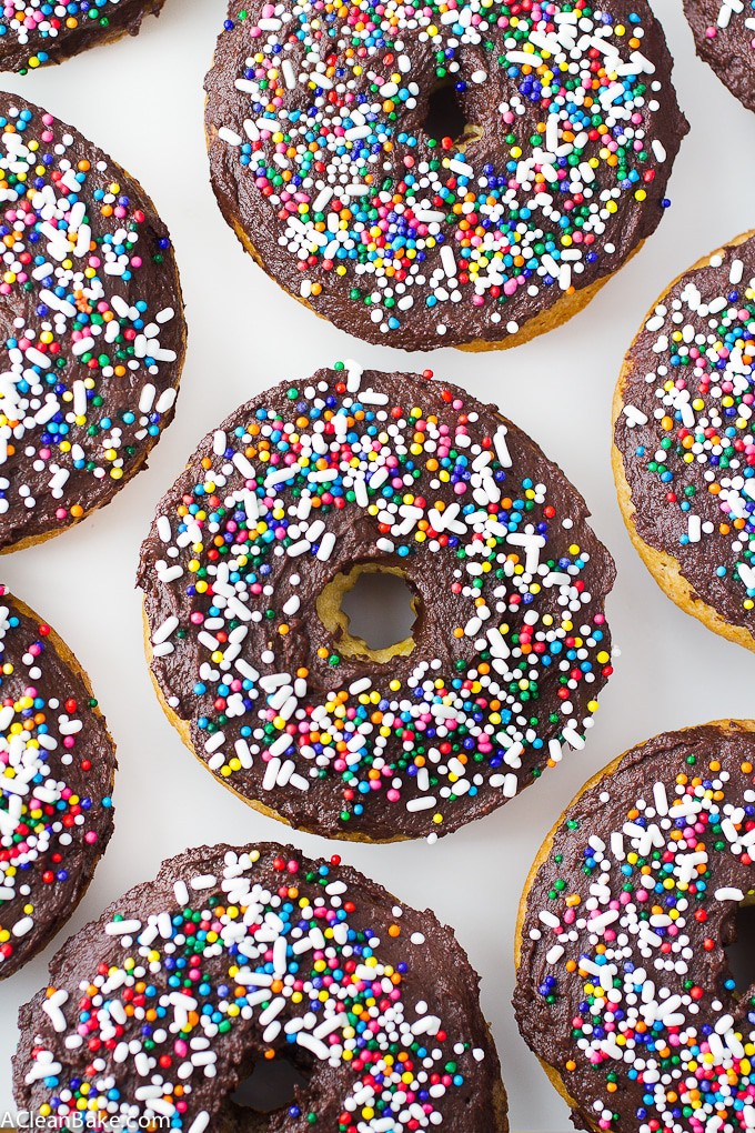 Paleo Chocolate Frosted Doughnuts (gluten free, grain free, naturally sweetened and low carb)