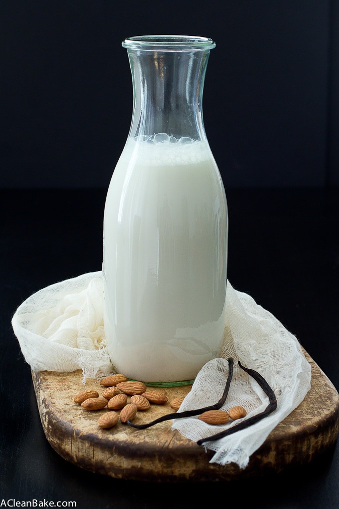 HOME MADE ALMOND MILK WITHOUT EXTRACTOR GLUTEN-FREE LACTOSE-FREE EASY and  FAST 