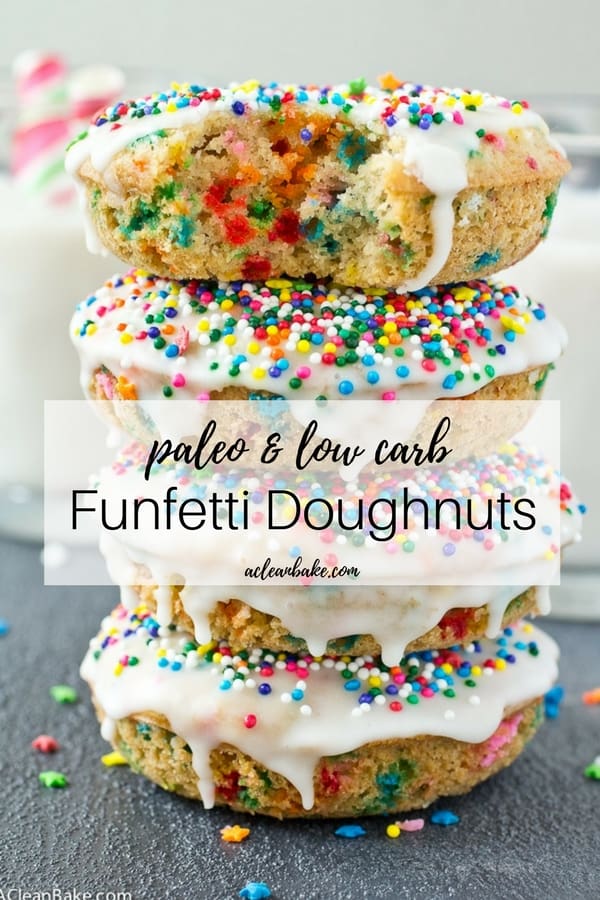 #Lowcarb Funfetti Doughnuts #glutenfree #Paleo #dairyfree #naturallysweetened #healthydessert #healthydessertrecipe #dessert #dessertrecipe #breadrecipe #bananabread #paleodessert #glutenfreedessert #paleotreats #glutenfreetreats #paleodessertrecipe #glutenfreedessertrecipe #paleodessertrecipes #glutenfreedessertrecipes