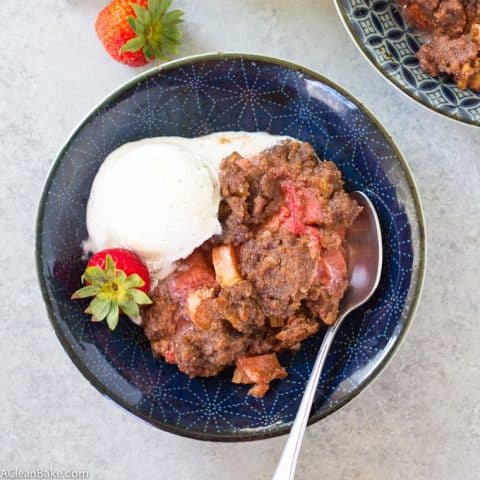 Strawberry Rhubarb Crisp (paleo, grain free, gluten free, low carb, dairy free, and vegan)