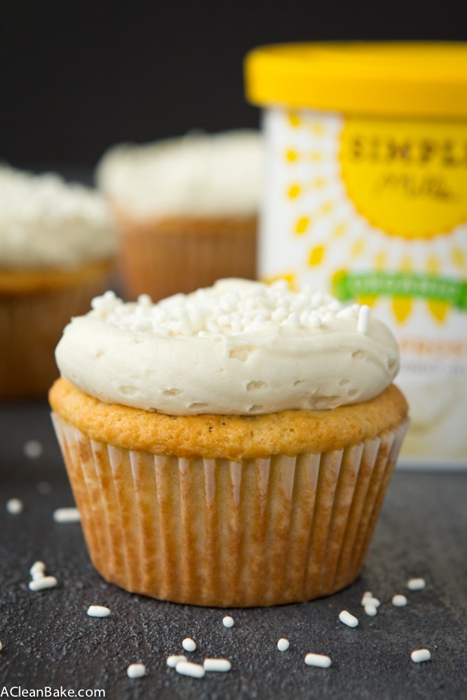 Paleo Vanilla Cupcakes (gluten free and lower carb)