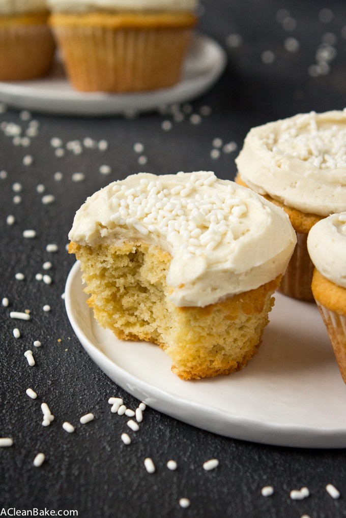 Paleo Vanilla Cupcakes (gluten free and lower carb)