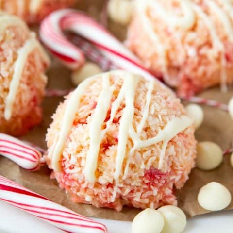 Gluten-Free-And-Paleo-Peppermint-Macaroons