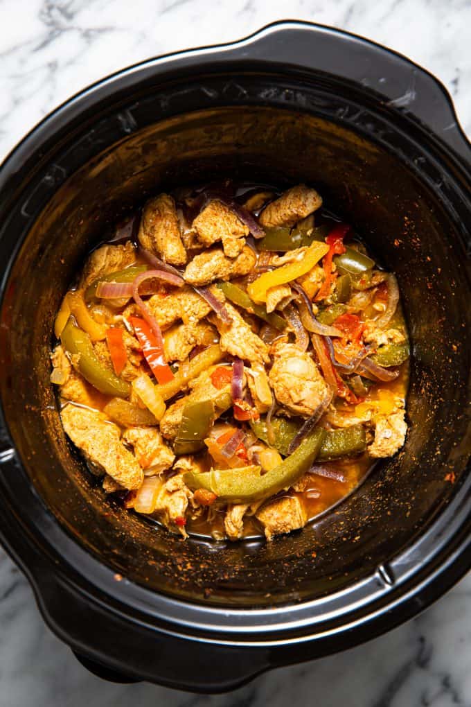 Slow cooker/crockpot chicken fajitas in the slow cooker bowl