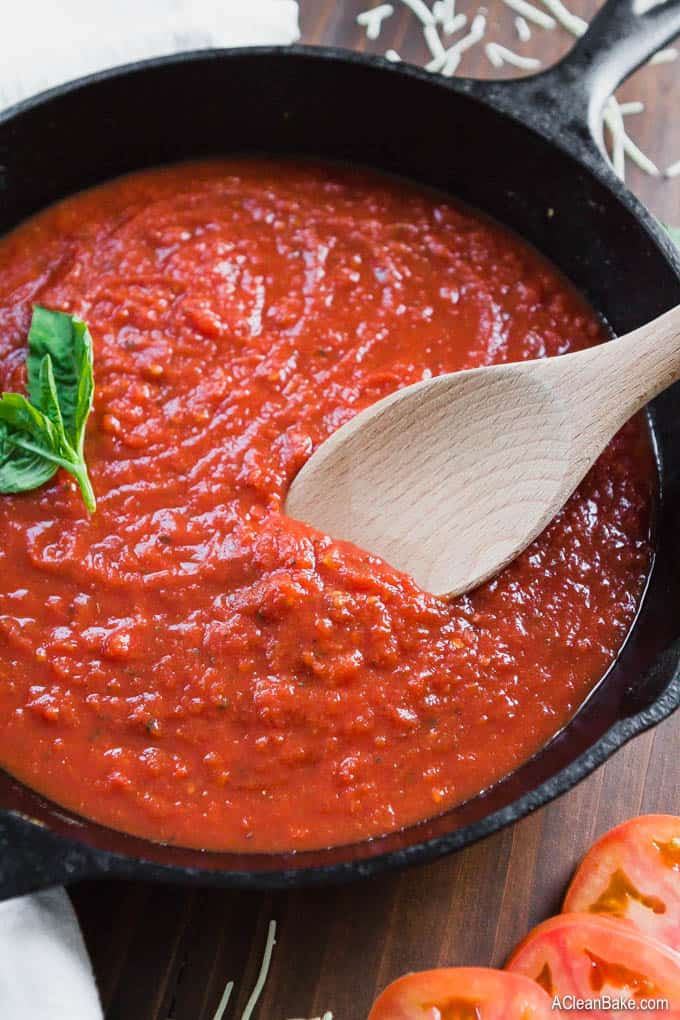 Throwing together a quick marinara sauce is the easiest way to spruce up dinner. When you have to get dinner on the table STAT, start with this #glutenfree, #paleo, #vegan, and #Whole30 friendly sauce! #glutenfreerecipe #glutenfreedinner #paleorecipe #paleodinner #whole30recipe #whole30dinner #italianfood #quickandeasy #onepotrecipe #veganrecipe #veganfood #vegandinner