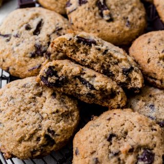 Paleo Chocolate Chip Cookies To Share With Your Non Paleo Friends (AKA the best paleo chocolate chip cookies ever!)