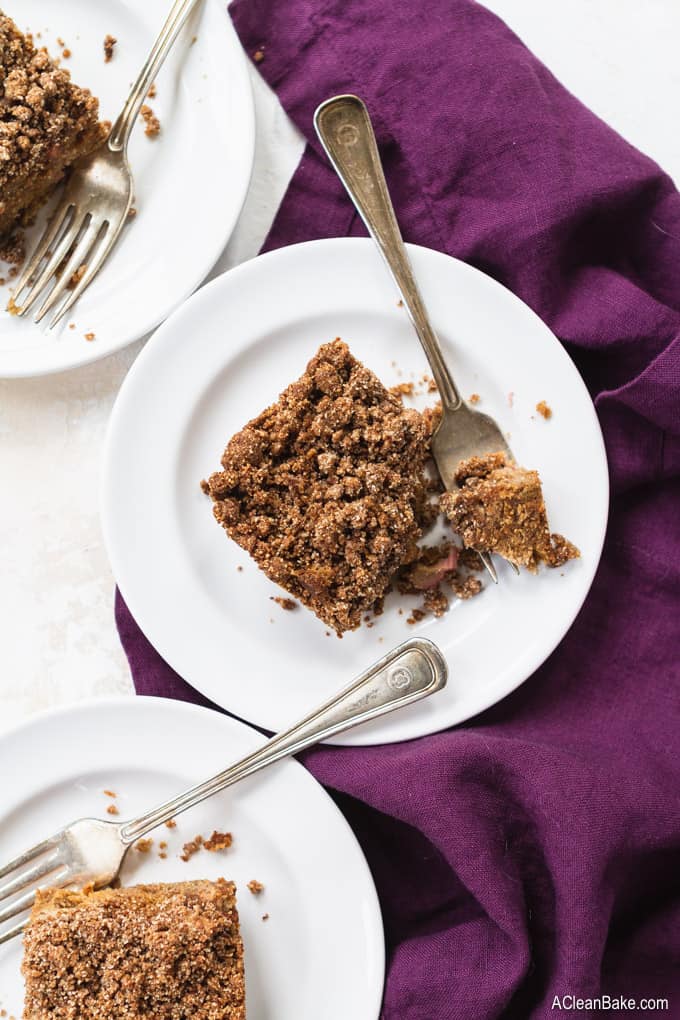 Paleo Rhubarb Coffee Cake #glutenfree #Paleo #healthybreakfast #healthycake #summerdessert #healthybreakfast #glutenfreebreakfast #paleobreakfast #paleosnack #glutenfreesnack #glutenfreedessert #paleodessert #dessertrecipe #paleodessertrecipe #paleorecipe #glutenfreerecipes #glutenfreedessertrecipes 