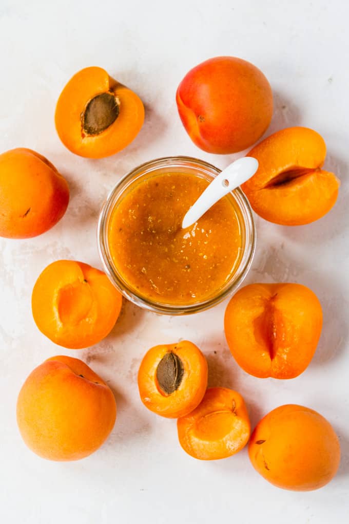 Quick Apricot Jam with Chia Seeds #glutenfree #glutenfreerecipe #paleo #paleorecipe #sugarfree #sugarfreerecipe #vegan #veganrecipe #easyrecipe #snackrecipe #healthyrecipe #healthysnack