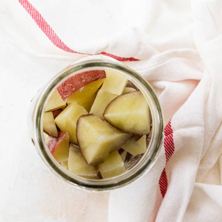 How to freeze potatoes: jar of frozen potatoes